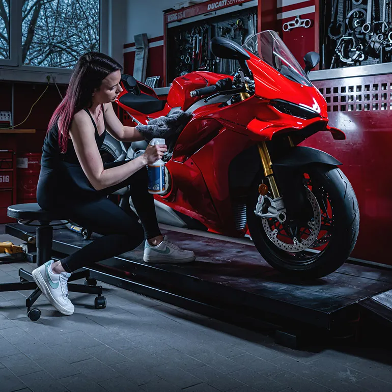 Motorrad-Pflege